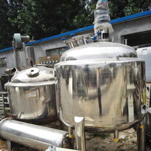 二手攪拌罐不銹鋼攪拌罐大量供應攪拌罐