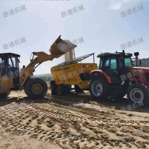 廠家供應白灰水泥粉料撒灰機 四輪車帶動布灰機 12方環保撒灰車